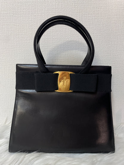 Ferragamo Black Handle Bags A-16274