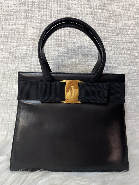 Ferragamo Black Handle Bags A-16274