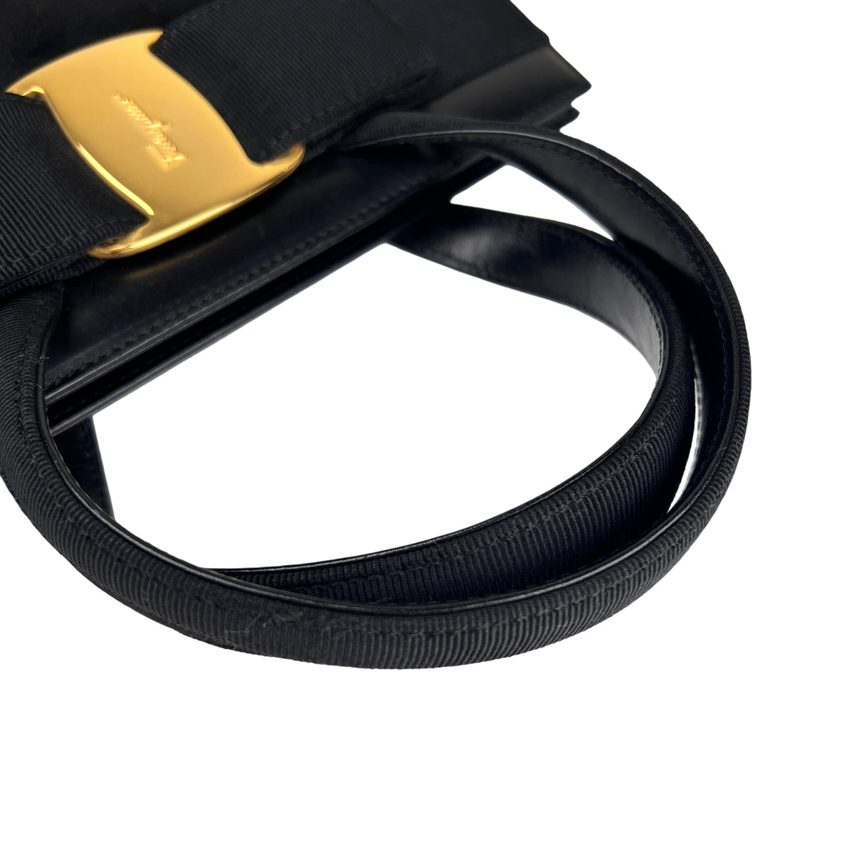 Ferragamo Black Handle Bags A-16274