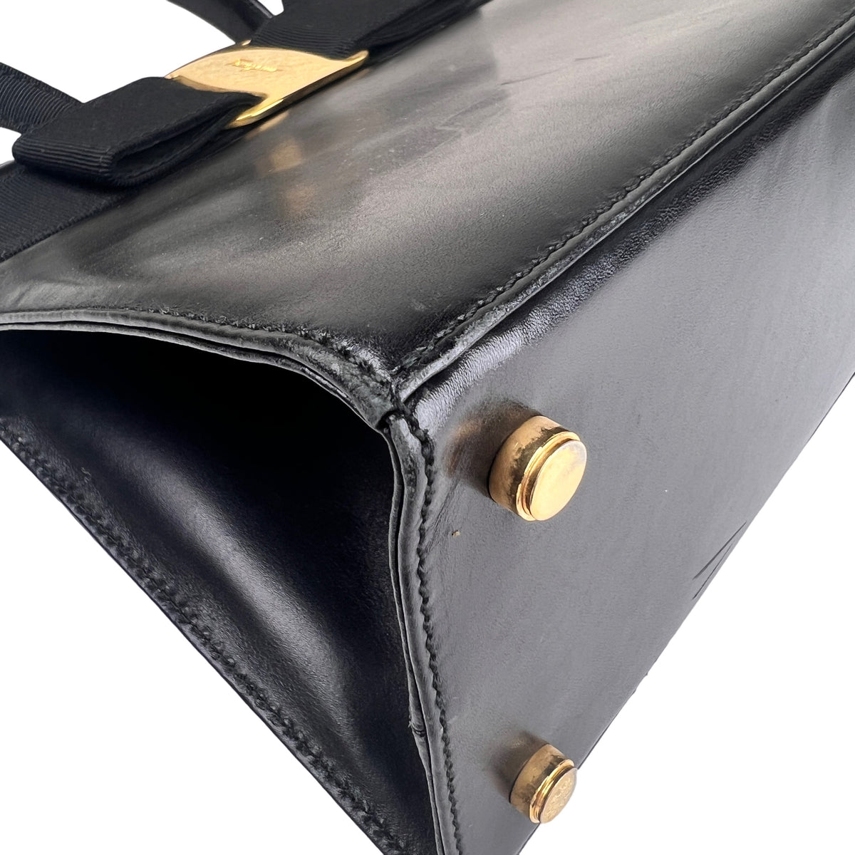 Ferragamo Black Handle Bags A-16274