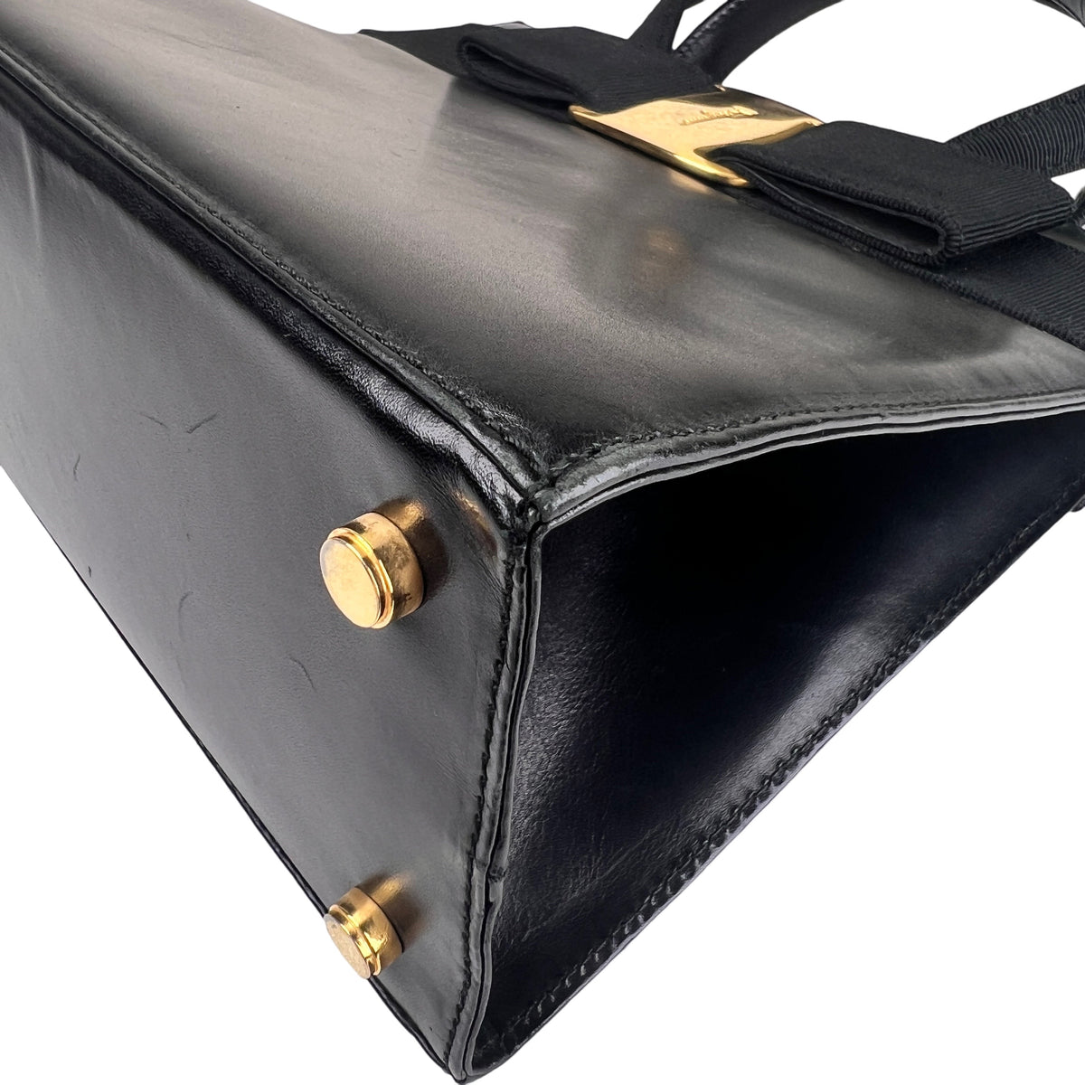 Ferragamo Black Handle Bags A-16274