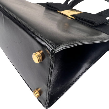 Ferragamo Black Handle Bags A-16274