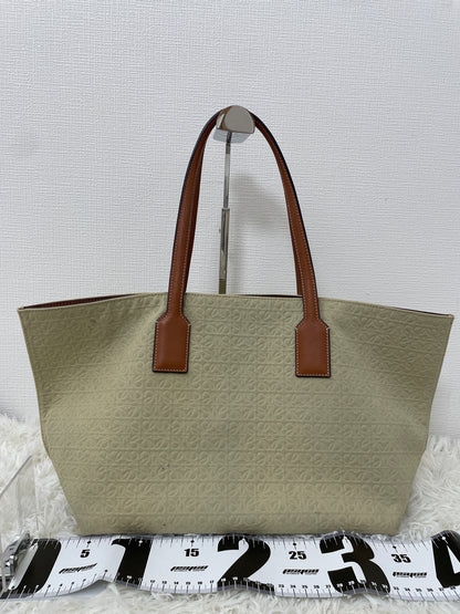 Loewe Beige Tote Bags A-16280