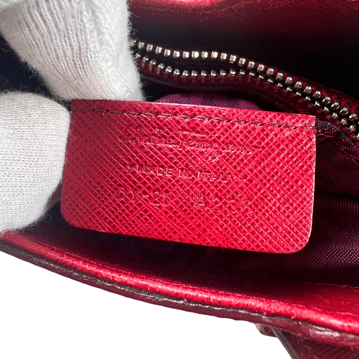 Ferragamo Red Handle Bags A-16282