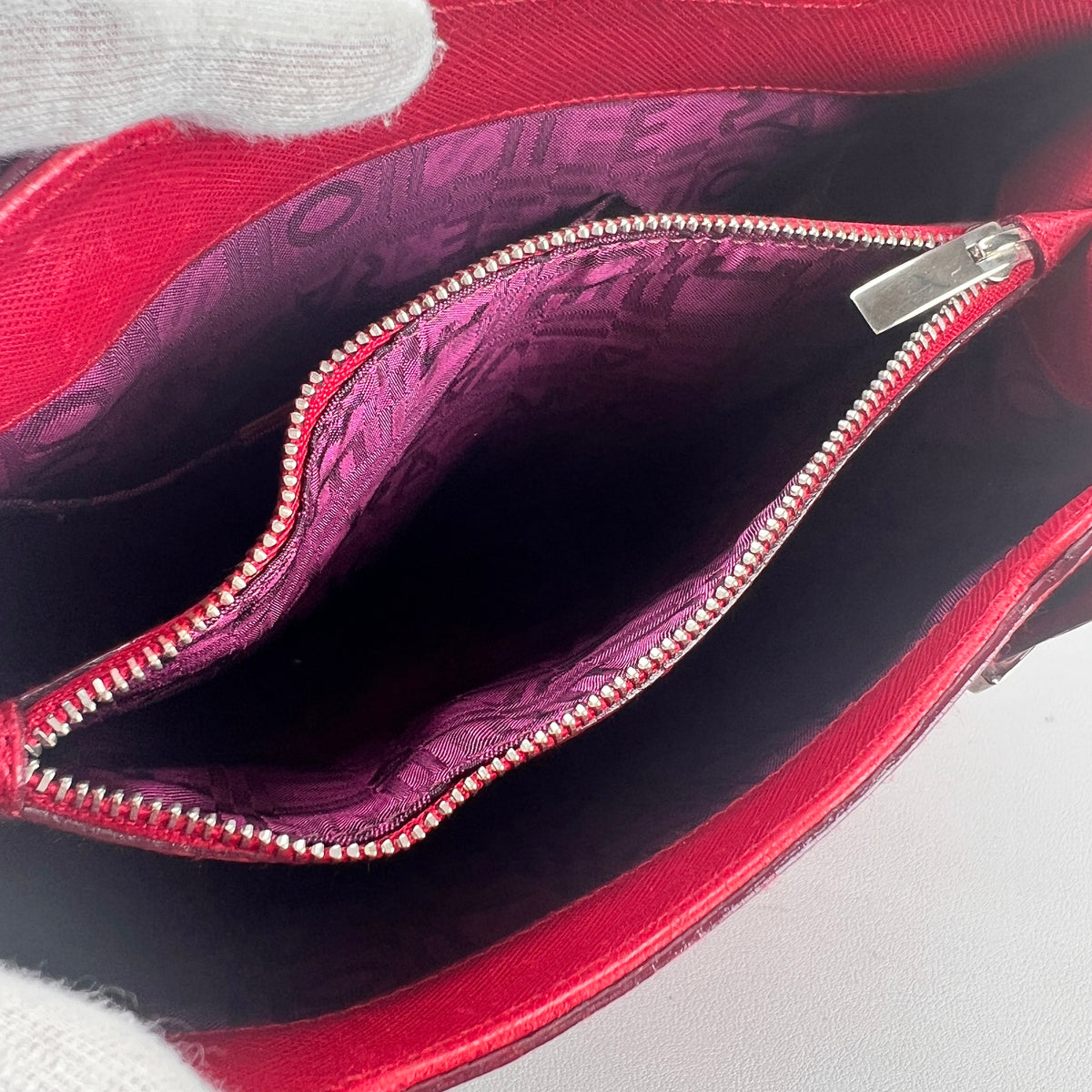 Ferragamo Red Handle Bags A-16282