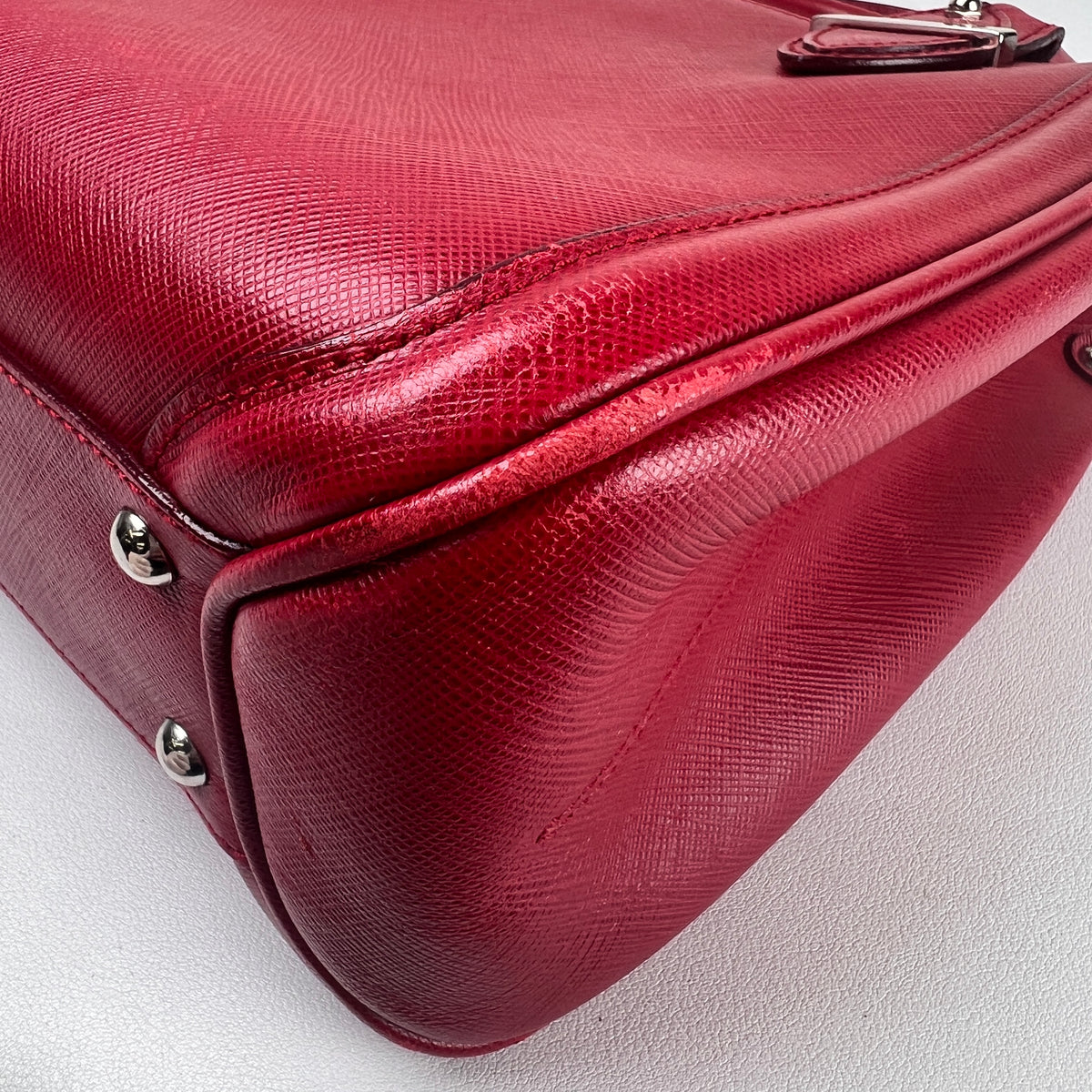 Ferragamo Red Handle Bags A-16282
