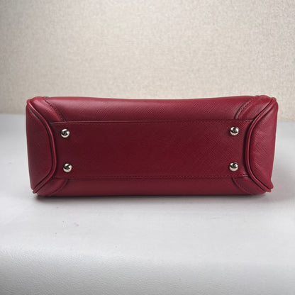 Ferragamo Red Handle Bags A-16282