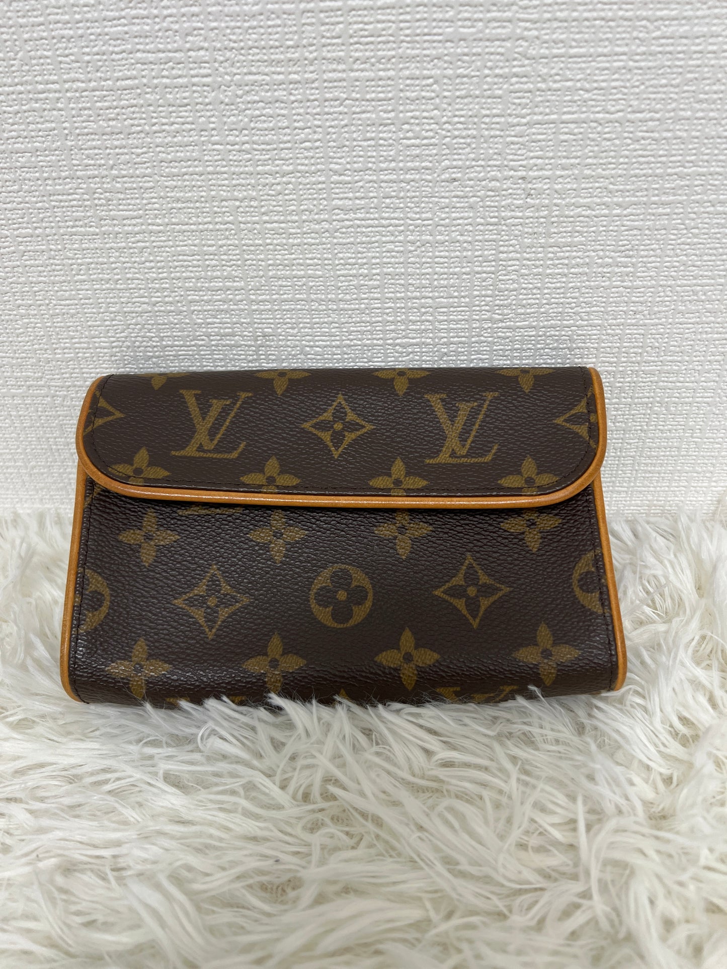 Louis Vuitton Brown Handle Bags A-16284