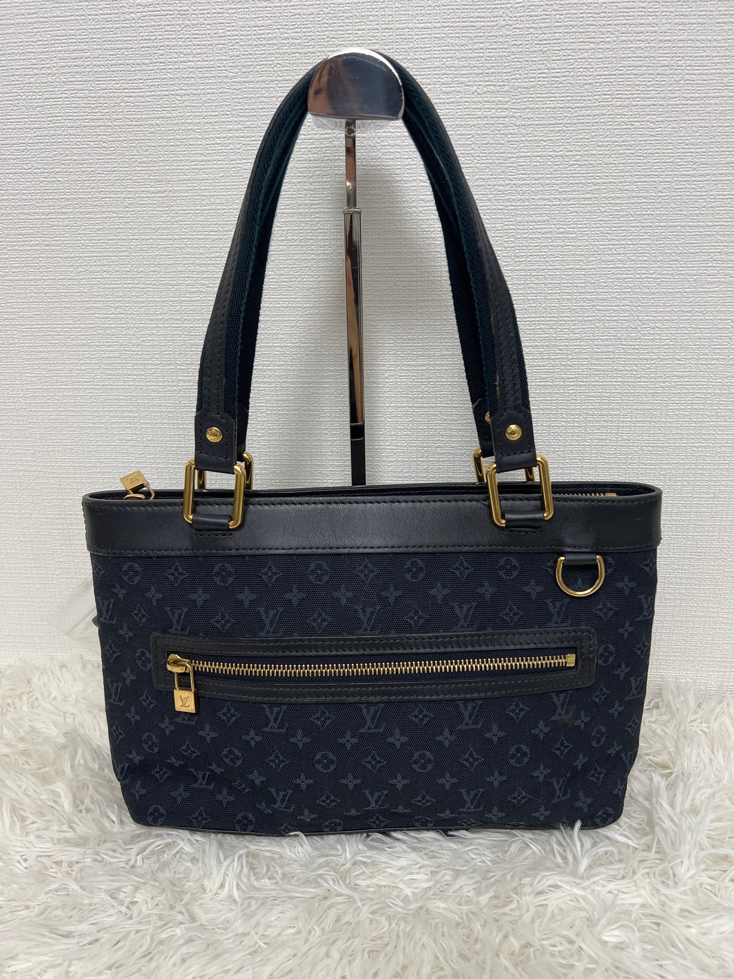 Louis Vuitton Navy Handle Bags A-16287