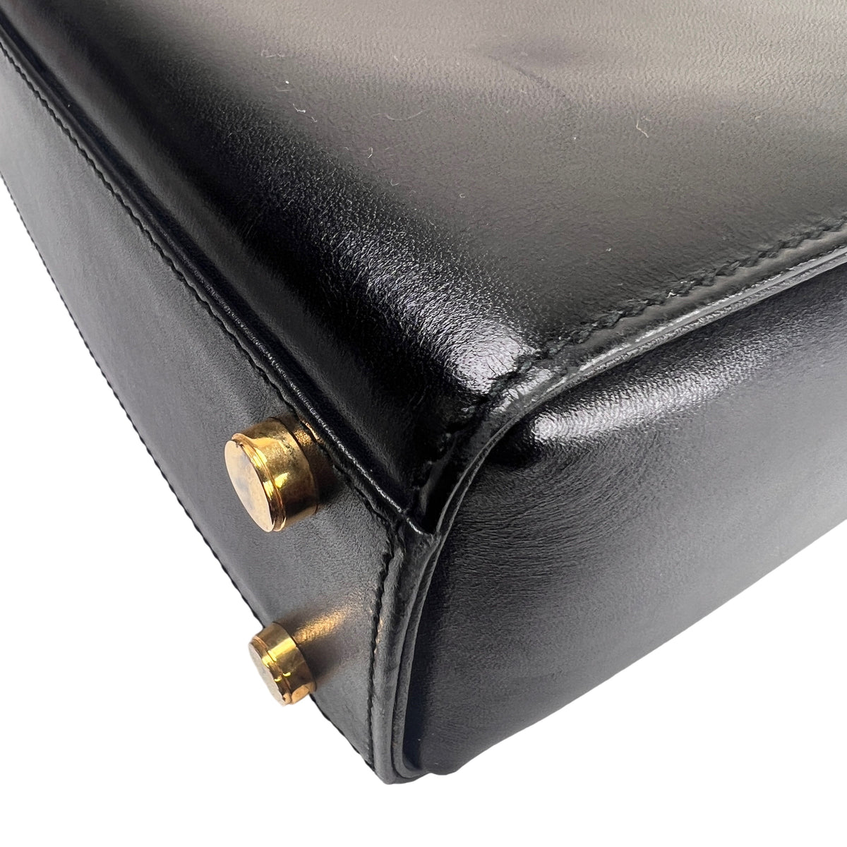 Ferragamo Black Shoulder Bags A-16290