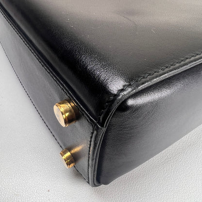 Ferragamo Black Shoulder Bags A-16290