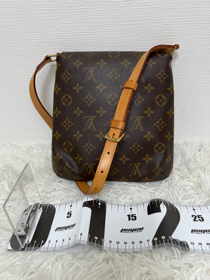 Louis Vuitton Brown Shoulder Bags A-16292