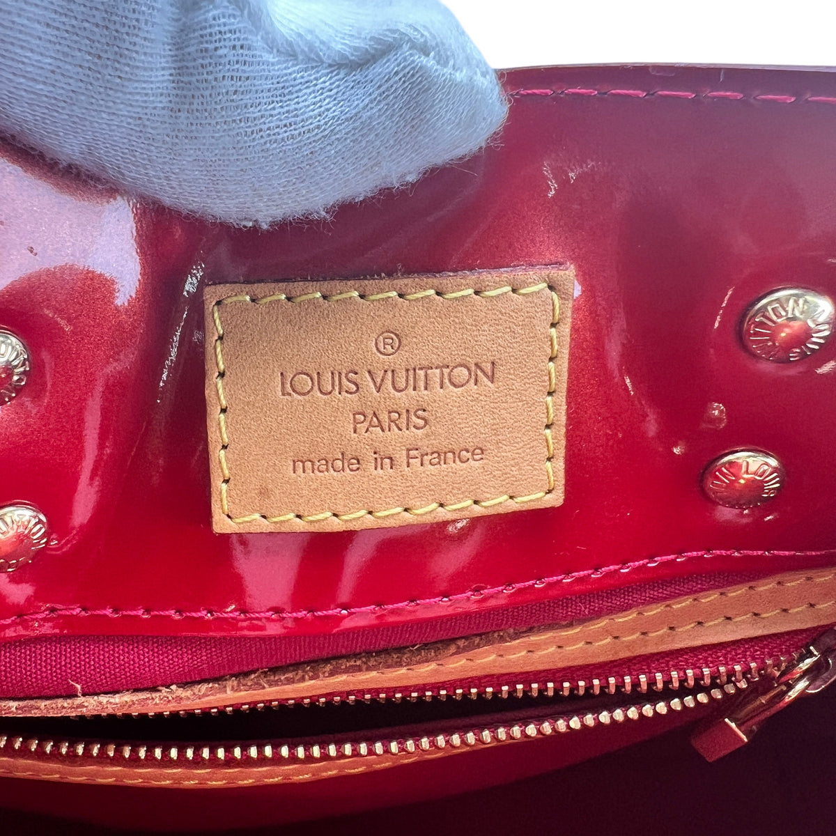 Louis Vuitton Red Shoulder Bags A-16293