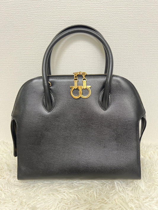Ferragamo Black Handle Bags A-16298
