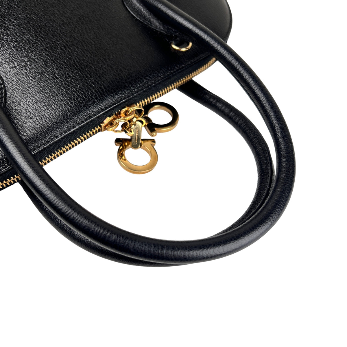 Ferragamo Black Handle Bags A-16298