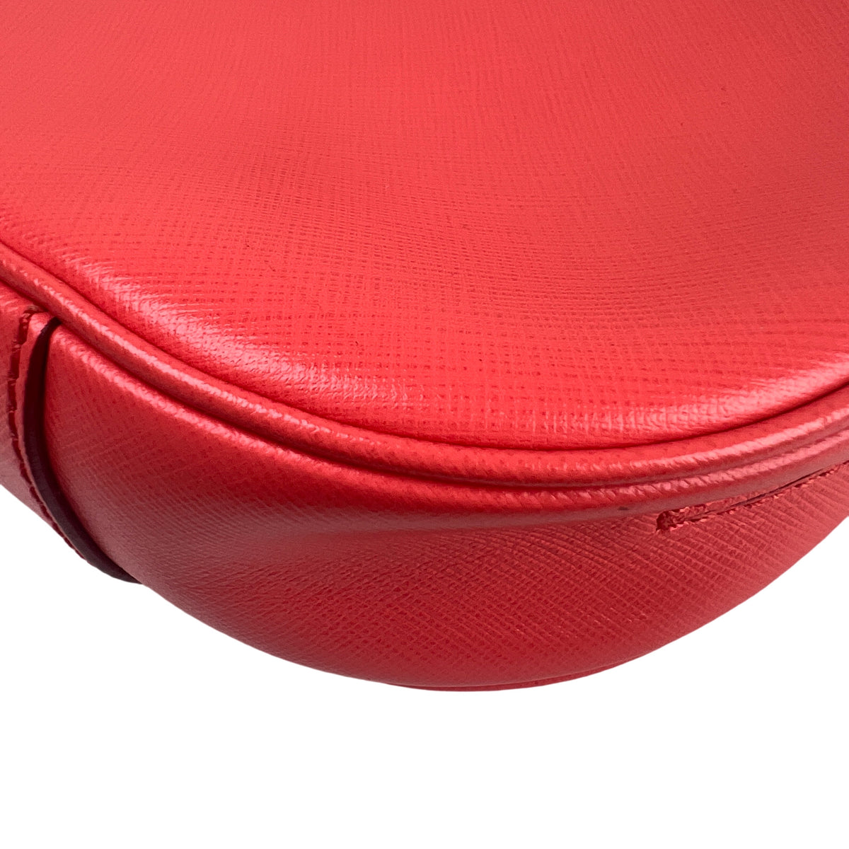 Ferragamo Red Shoulder Bags A-16300