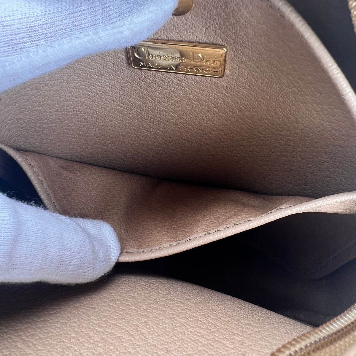 Dior Brown Shoulder Bags A-16301