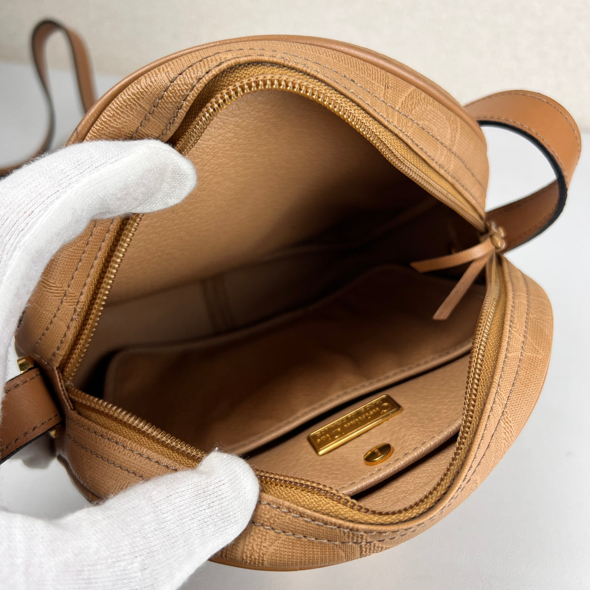 Dior Brown Shoulder Bags A-16301