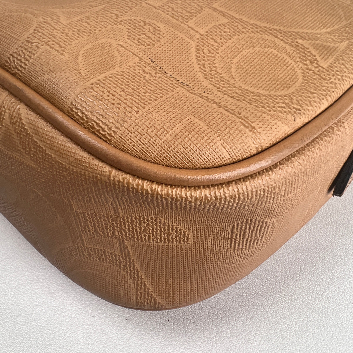 Dior Brown Shoulder Bags A-16301
