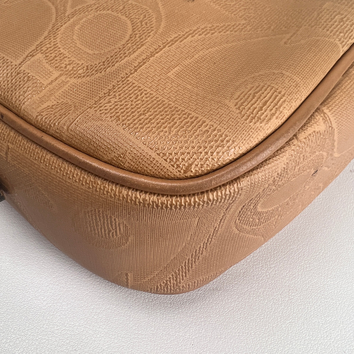 Dior Brown Shoulder Bags A-16301