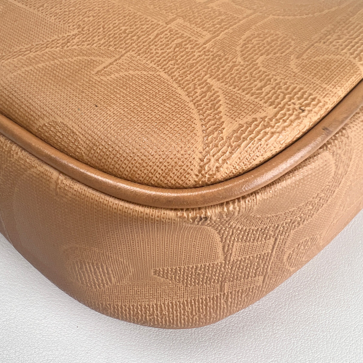 Dior Brown Shoulder Bags A-16301