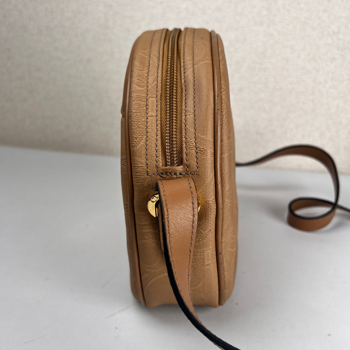 Dior Brown Shoulder Bags A-16301