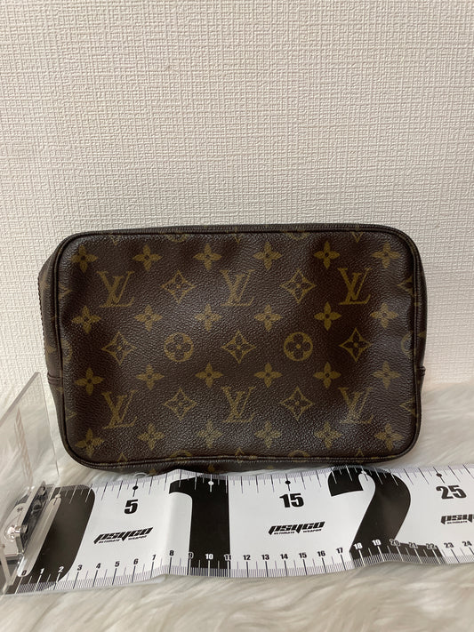 Louis Vuitton Brown Wallets A-16304