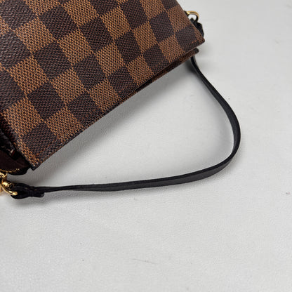 Louis Vuitton Brown Pouches A-16313
