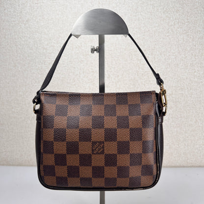 Louis Vuitton Brown Pouches A-16313