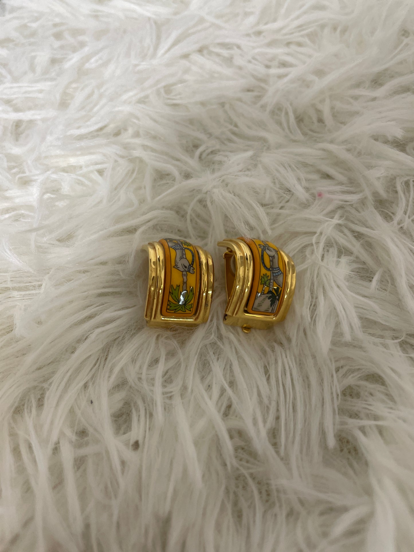 Hermes Gold Earrings A-16331