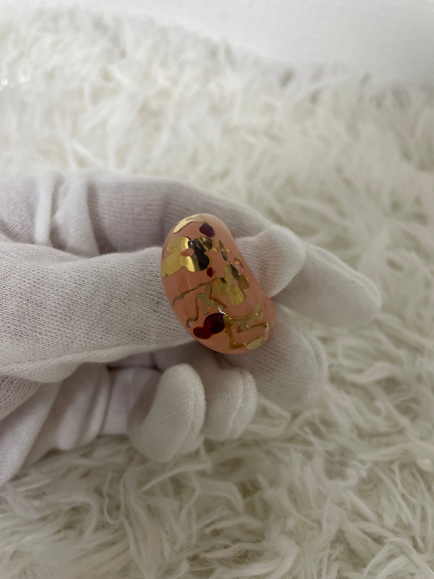 Louis Vuitton Pink Small goods A-16335