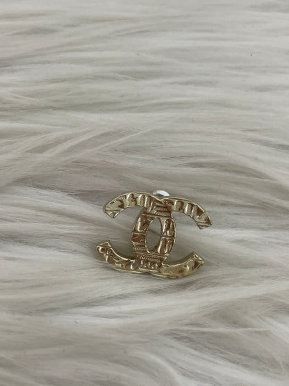 Chanel Gold Earrings A-16343