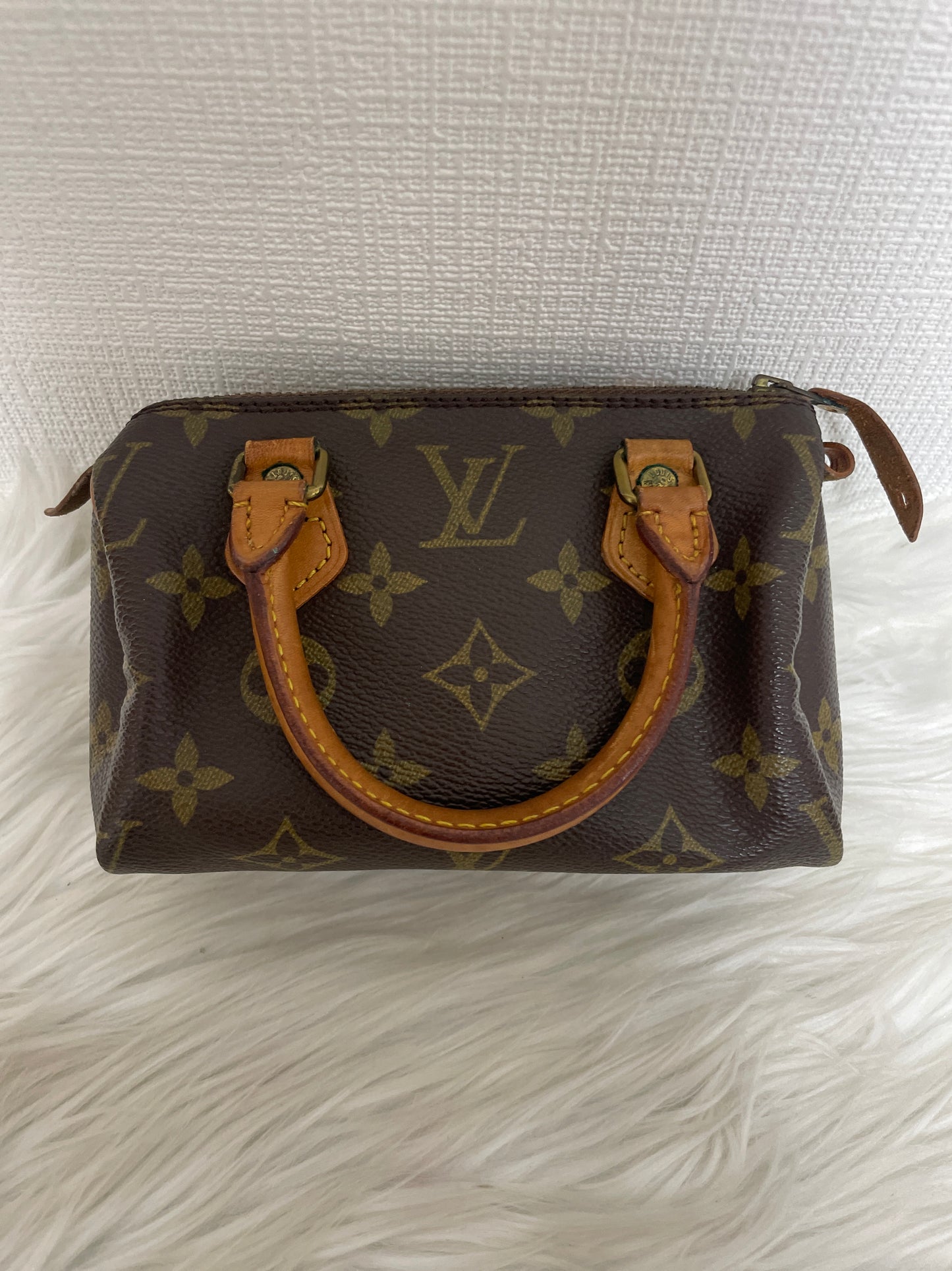 Louis Vuitton Multicolor Pouches A-16346