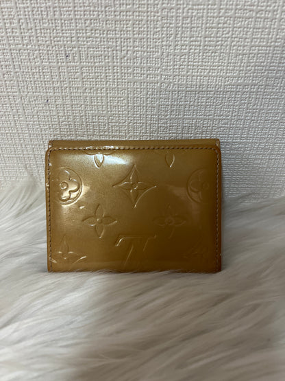 Louis Vuitton Beige Wallets A-16363