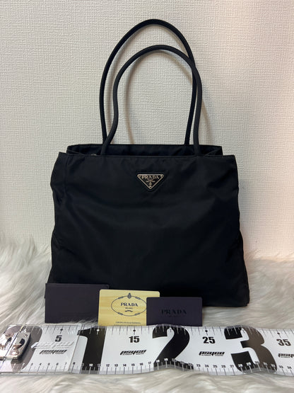Prada Black Handle Bags A-16371