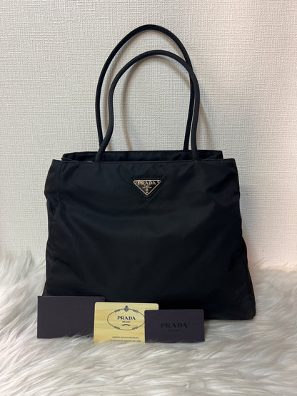 Prada Black Handle Bags A-16371