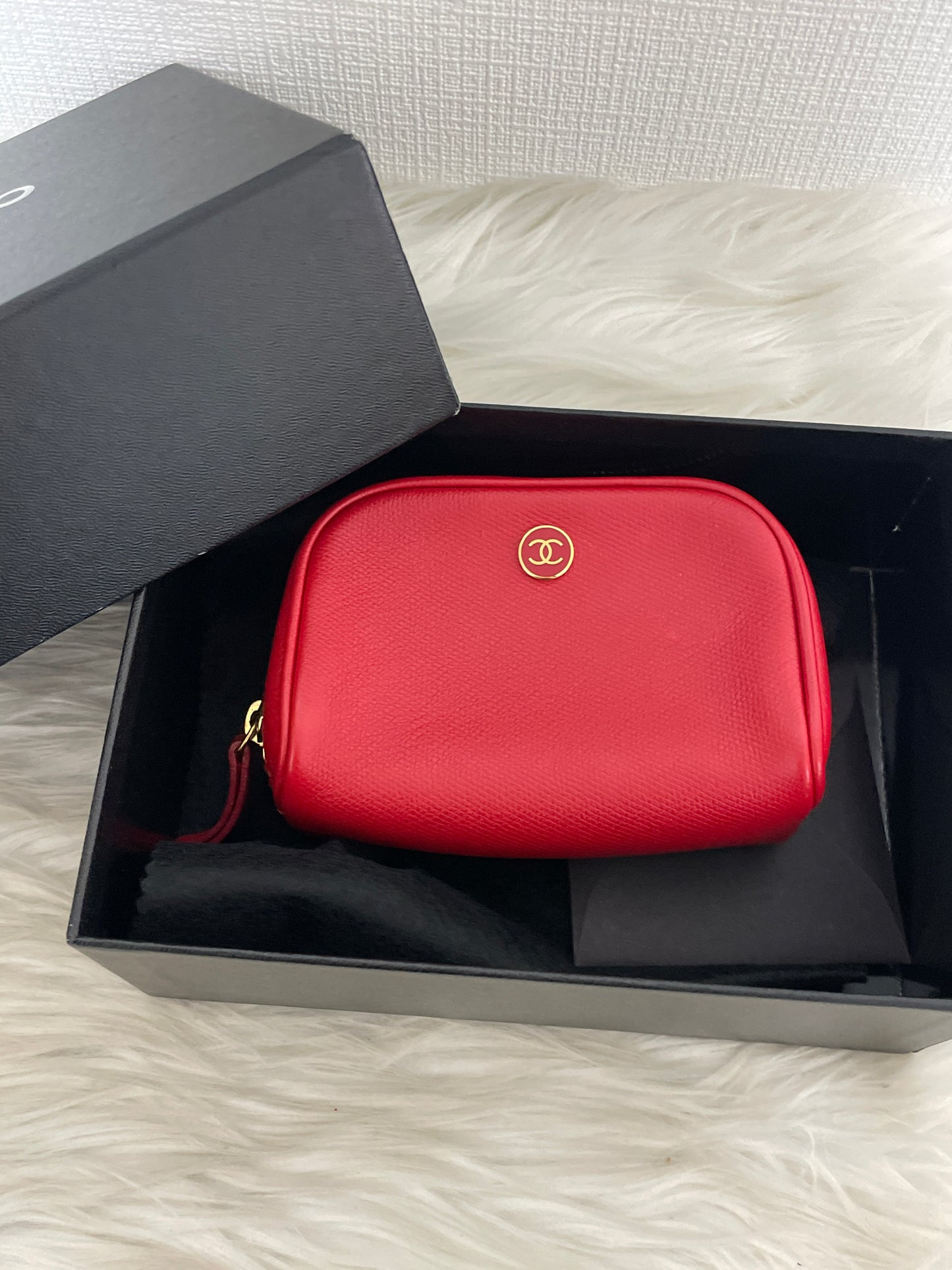 Chanel Red Pouches A-16379