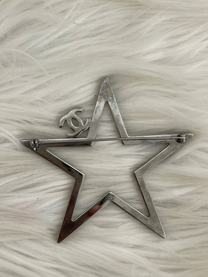 Chanel Silver Brooches A-16380