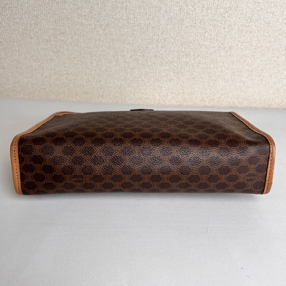 Celine Brown A-16383