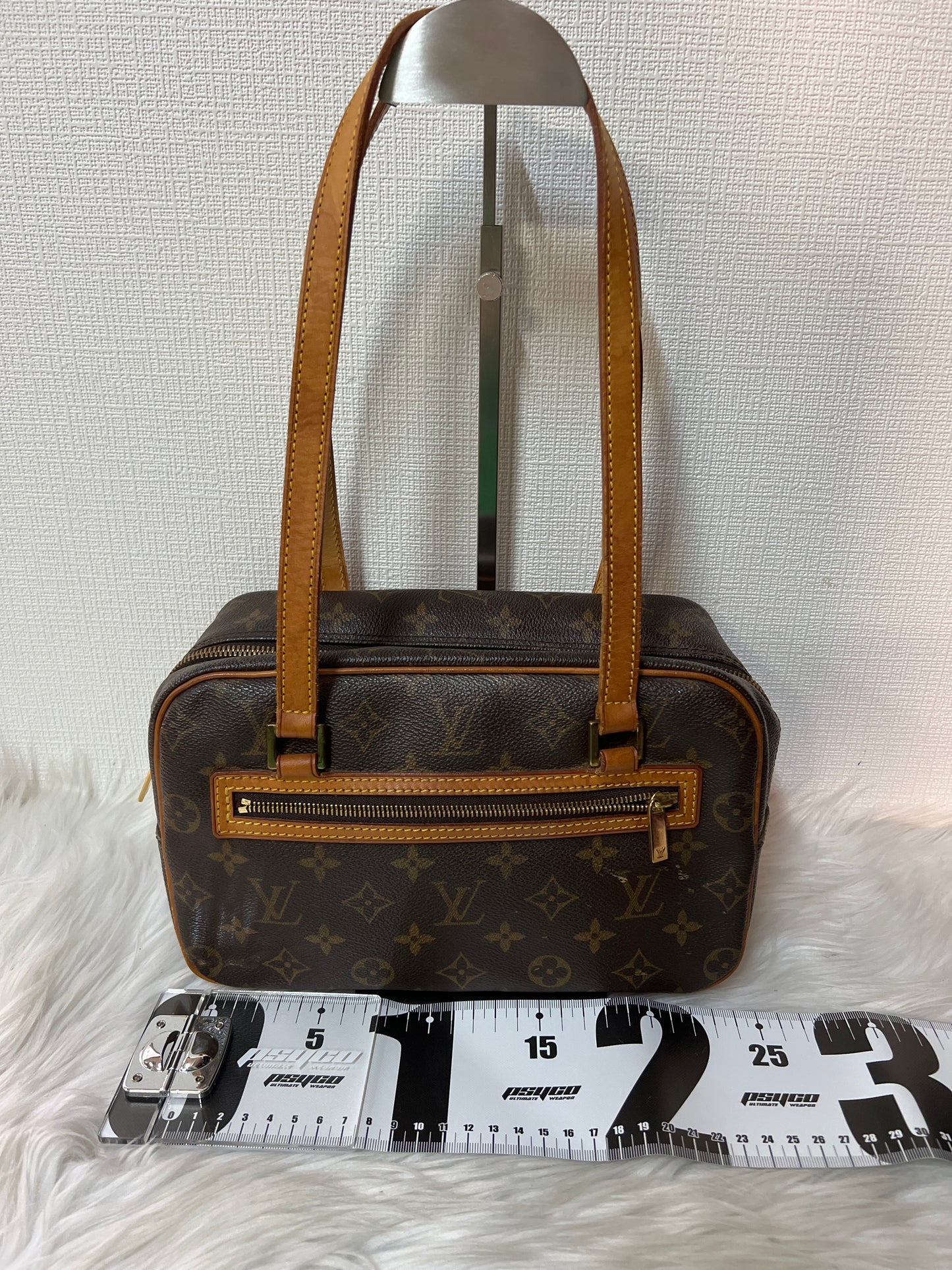 Louis Vuitton Brown Handle Bags A-16388