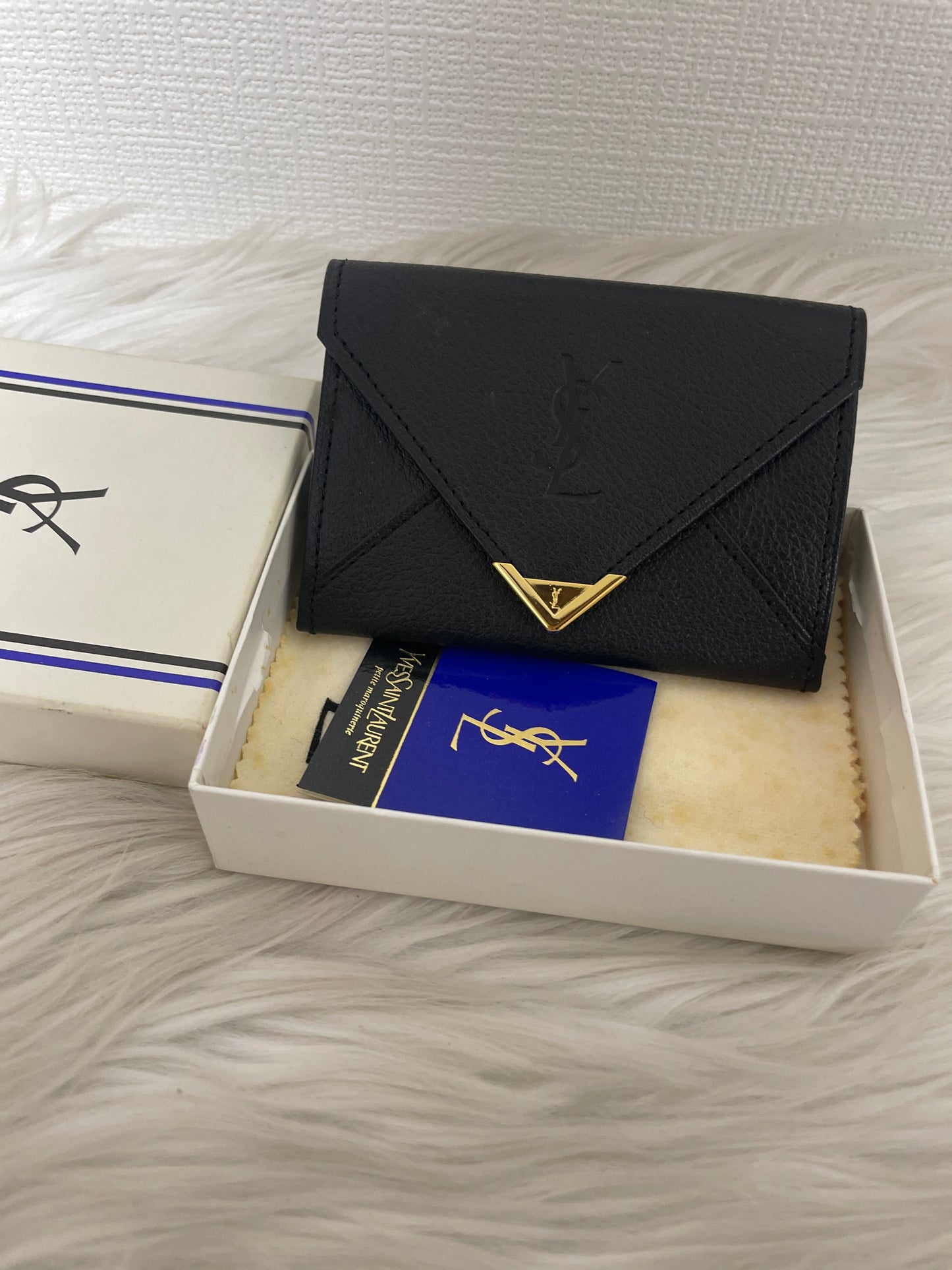 Saint Laurent Black Wallets A-16396