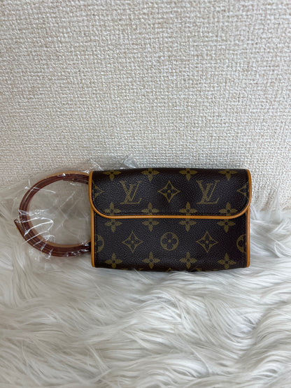 Louis Vuitton Brown Shoulder Bags A-16410