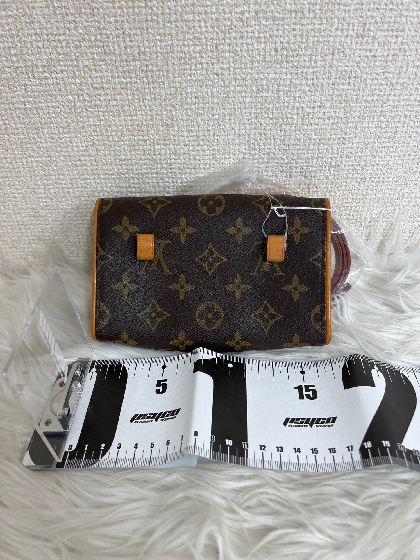 Louis Vuitton Brown Shoulder Bags A-16410