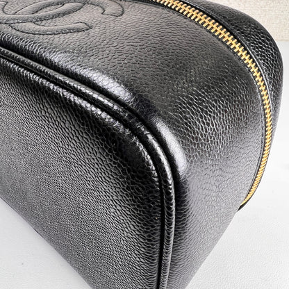 Chanel Black Handle Bags A-16414