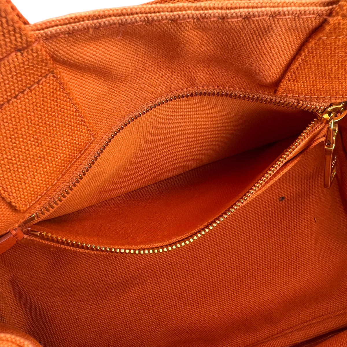 Prada Orange Tote Bags A-16419