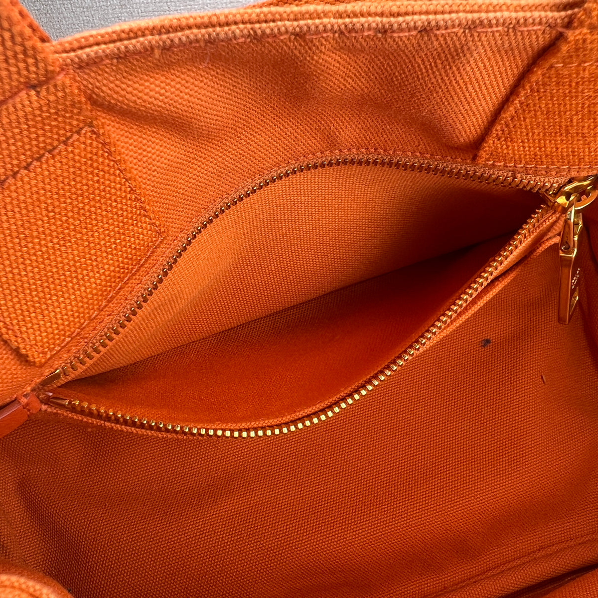 Prada Orange Tote Bags A-16419
