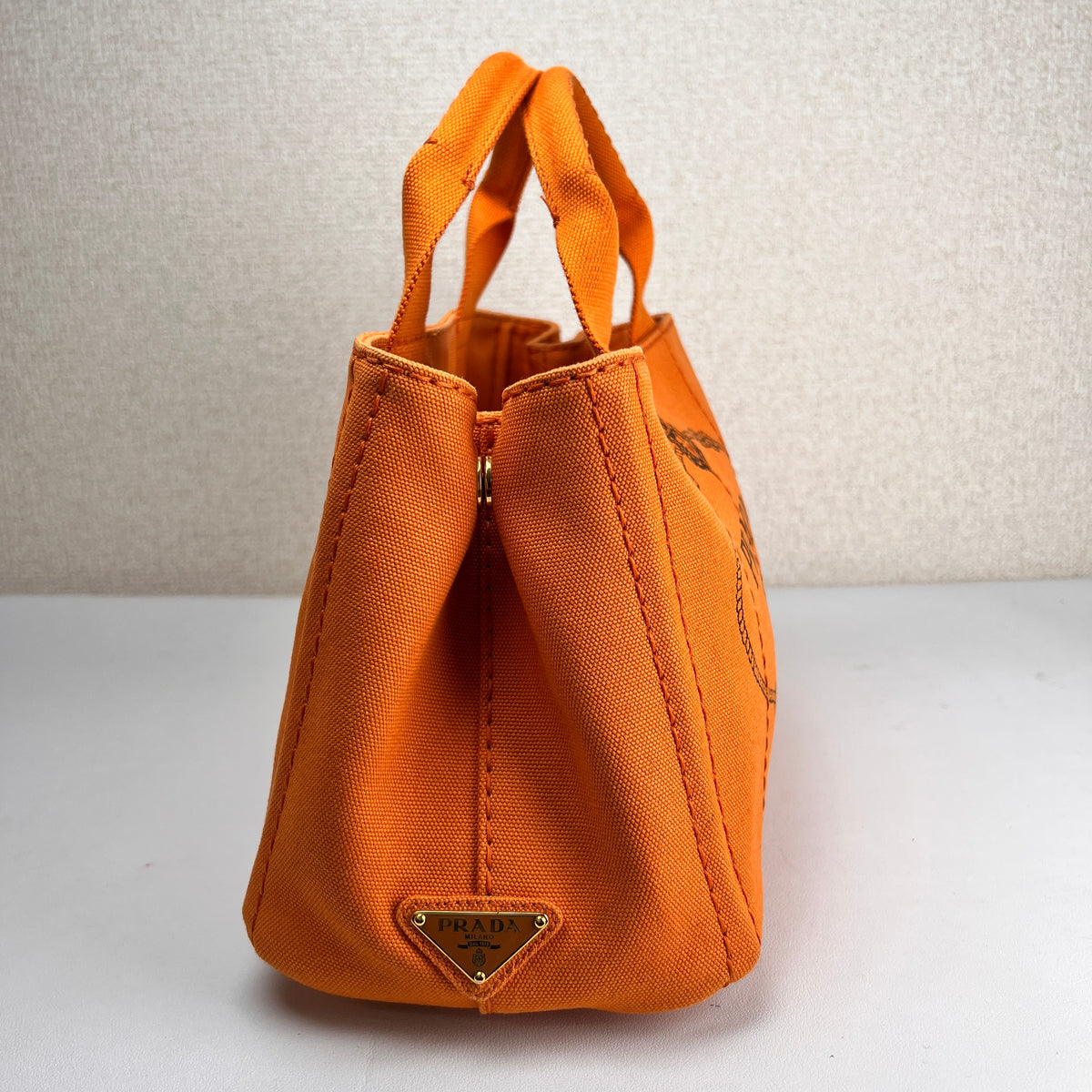 Prada Orange Tote Bags A-16419