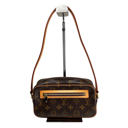 Louis Vuitton Brown Shoulder Bags A-16420