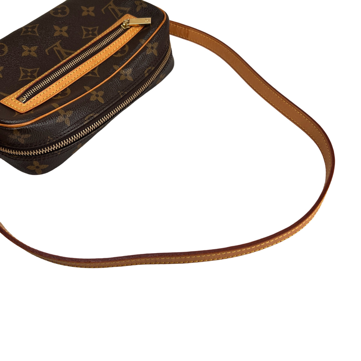 Louis Vuitton Brown Shoulder Bags A-16420