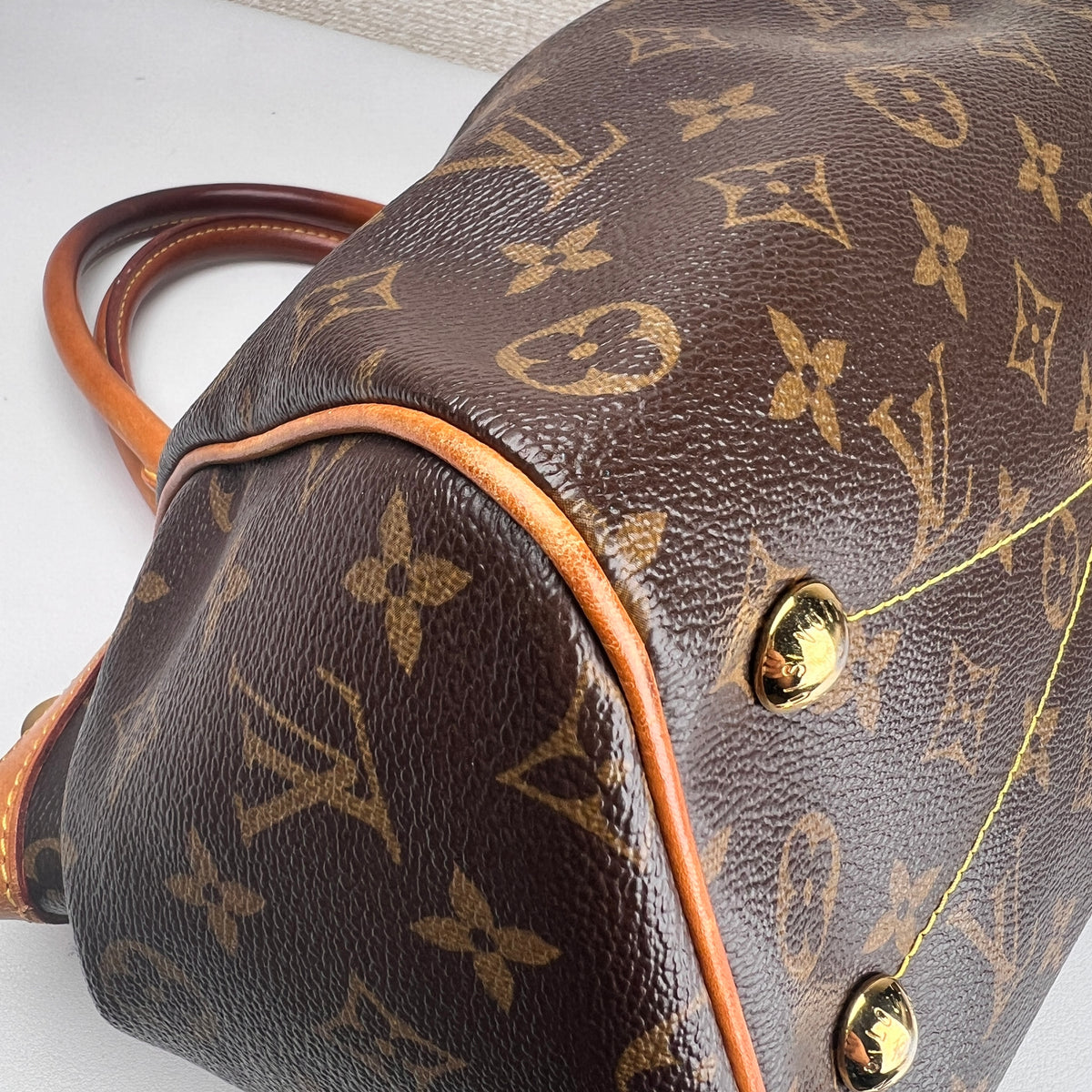 Louis Vuitton Brown Handle Bags A-16424